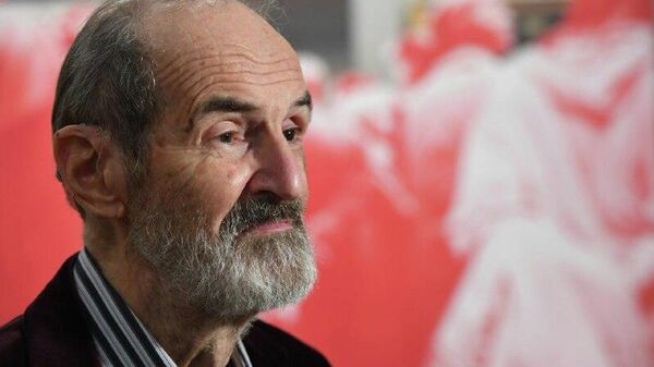 Иԥсҭазаара далҵит аконцептуалтә сахьаҭыхыҩ Ерик Булатов - Sputnik Аҧсны