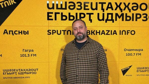 Веселые и находчивые: Квеквескири о Нартах, патриотизме и любви зрителей - Sputnik Абхазия