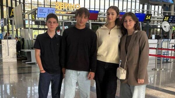 Аԥснытәи ашколхәыҷқәа ателеолимпиада Умники и умницы иалахәхоит - Sputnik Аҧсны