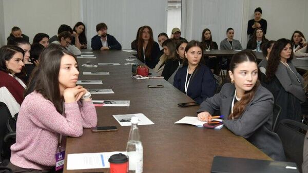 Ежегодную медиашколу для абхазских журналистов открыл Дом Москвы в Сухуме - Sputnik Абхазия