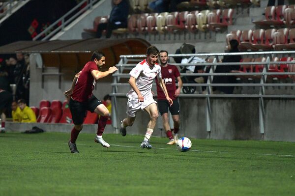 Судьба чемпионства решилась за несколько минут до конца матча - Sputnik Абхазия