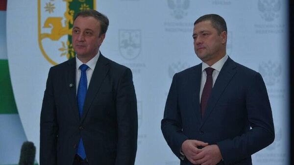 Правительство Абхазии подписало соглашение о сотрудничестве с Псковской областью - Sputnik Абхазия