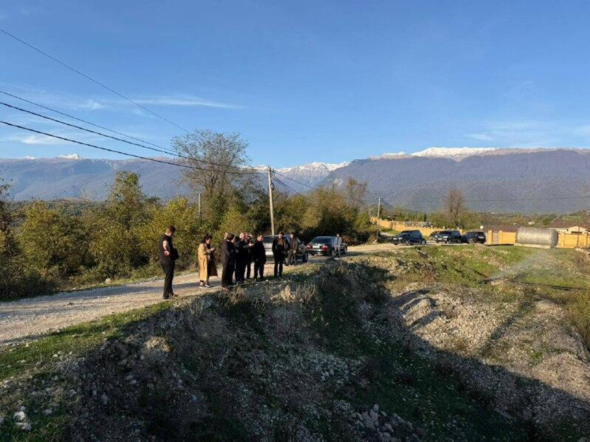 Крышу заменили в школе села Куланырхуа Гудаутского района - Sputnik Абхазия, 1920, 18.11.2025