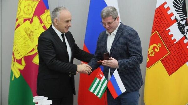 Аҟәа ахадара аделегациа Краснодар имҩаԥысуаз жәларбжьаратәи ақыҭанхамҩатә цәыргақәҵа ИУГАГРО иалахәын - Sputnik Аҧсны