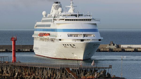 Прибытие круизного лайнера Astoria Grande в Сочи - Sputnik Абхазия