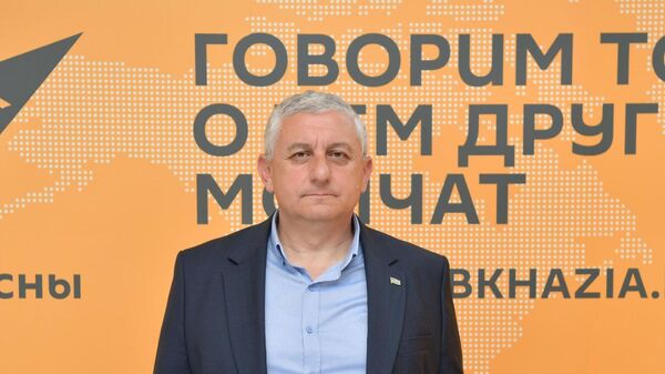 Не все могут быть олигархами: почему важно поддерживать малый и средний бизнес?  - Sputnik Абхазия