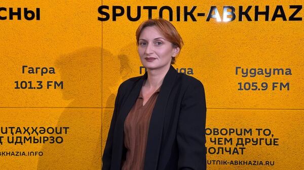 Чужих детей не бывает! Какую помощь оказывают в Кризисном центре Абхазии? - Sputnik Абхазия