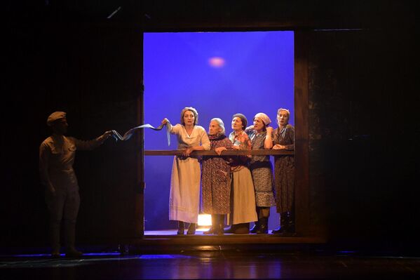 Спектакль не может оставить зрителей равнодушными. - Sputnik Абхазия