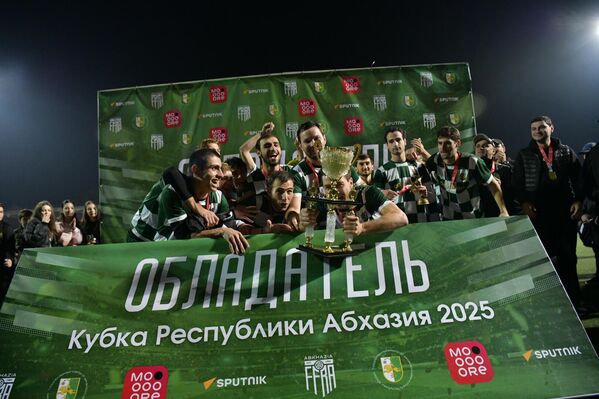 "Нарҭаа" изиааиз Аԥсны Ахраҿа иеигәырӷьоит. "Нарҭаа" изиааиз Аԥсны Ахраҿа иеигәырӷьоит. - Sputnik Аҧсны