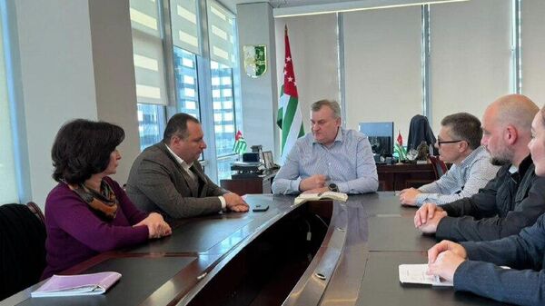 Ареспубликатә ашьа-датә центр аҿы жә-операциак мҩаԥыргахьеит - Sputnik Абхазия