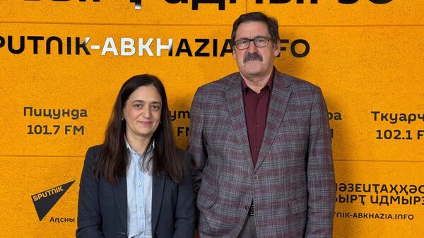 Аԥсуа ҵарауаа еиҭарҳәеит излахәыз аепос иазкыз Жәларбжьаратәи аконференциа шымҩаԥысыз - Sputnik Аҧсны