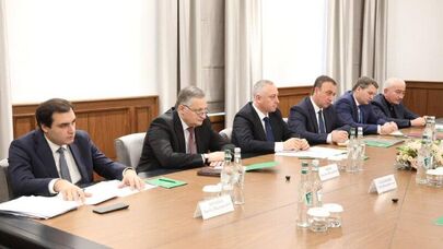 Ключевые меры по модернизации сетевого хозяйства и стабилизации энергоснабжения Абхазии обсудили на рабочем совещании президент Бадра Гунба и Первый замруководителя Администрации Президента РФ Сергей Кириенко