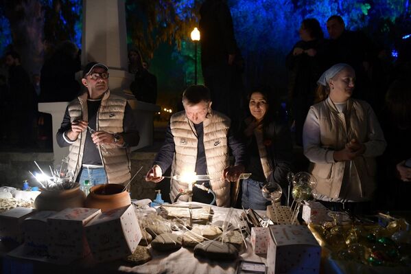 Фестиваль продолжался до позднего вечера - Sputnik Абхазия