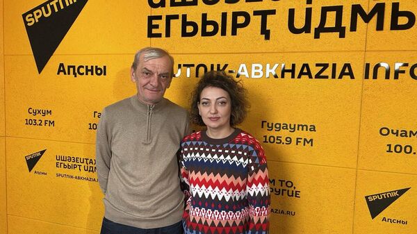 Мықәԥҳаи Арухааи еиҭарҳәеит Аԥсуа драматә театр Уфа агастрольқәа иаиуз ақәҿиарақәа - Sputnik Аҧсны