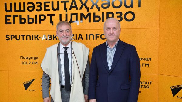 Ҭырқәтәыла иҟоу Аԥсуа культуратә хеилакқәа рфедерациеи Аԥсни реимадара: астудиаҿы аиҿцәажәара - Sputnik Аҧсны