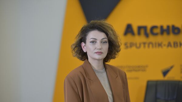 Аԥсуа театр аҿар алырԥшаауеит Москва аҵарахьы рышьҭразы: аиҳабы лцәажәара  - Sputnik Аҧсны