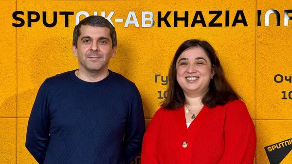 Sputnik Аԥсны 11 шықәса ахыҵит: раԥхьатәи амш инаркны аус зуа рыҿцәажәара - Sputnik Аҧсны