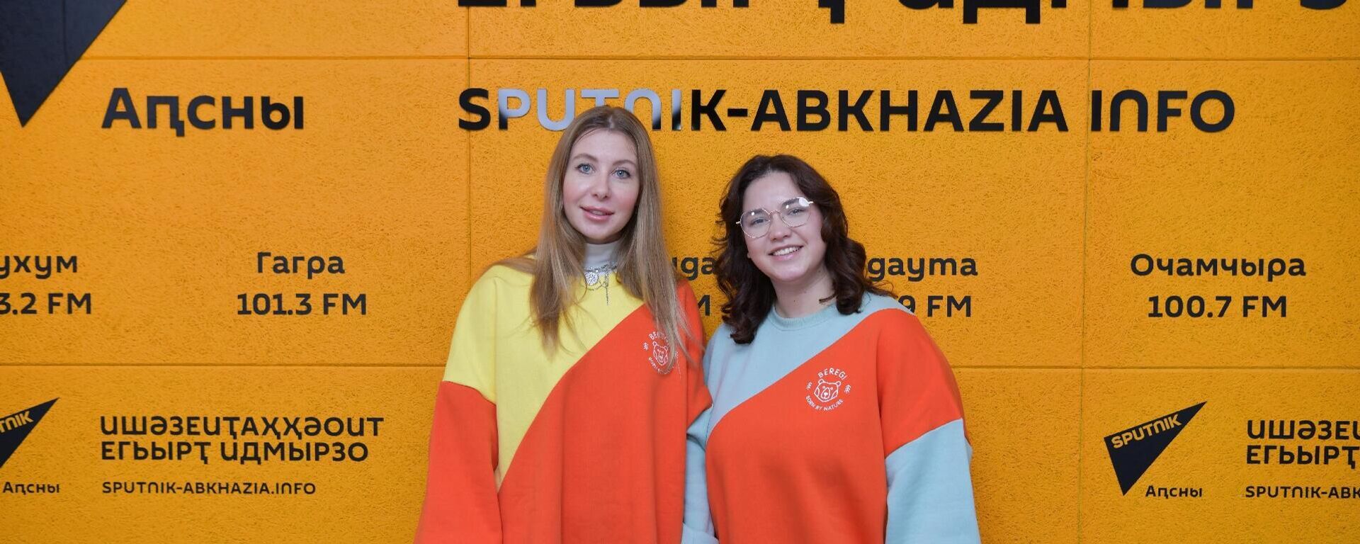 О чем шумит абхазская молодежь? Интенсив для тех, кто любит снимать в соцсети - Sputnik Абхазия, 1920, 10.12.2025