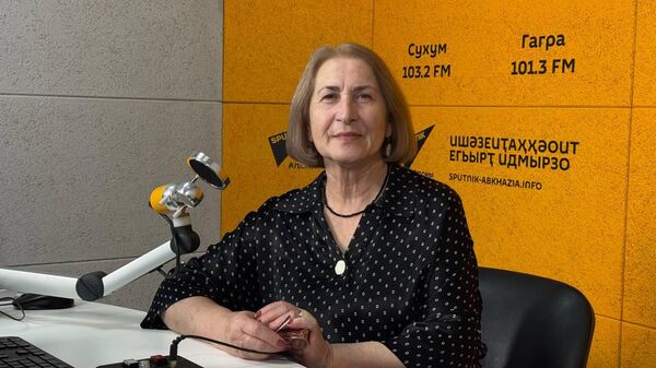 Владислав Арӡынба игәалашәара аҳаҭыраз: Аԥсны раԥхьатәи Ахада изкыз ахәылԥаз мҩаԥысит - Sputnik Аҧсны