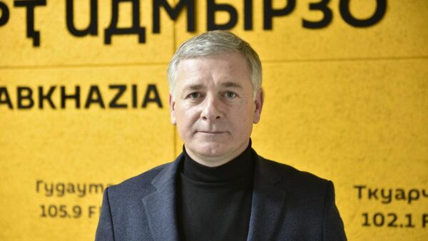 Сотрудничество Абхазии и Крыма: итоги поездки абхазской делегации - Sputnik Абхазия