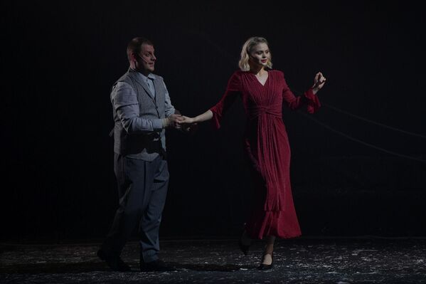 Режиссером спектакля стал Александр Огарев - Sputnik Абхазия