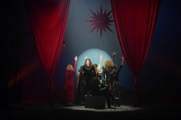 РУСДРАМ имҩаԥысит аспектакль &quot;Едит Пиаф&quot; аԥхьарбара - Sputnik Аҧсны