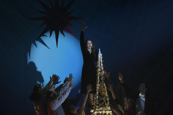 РУСДРАМ имҩаԥысит аспектакль &quot;Едит Пиаф&quot; аԥхьарбара - Sputnik Аҧсны