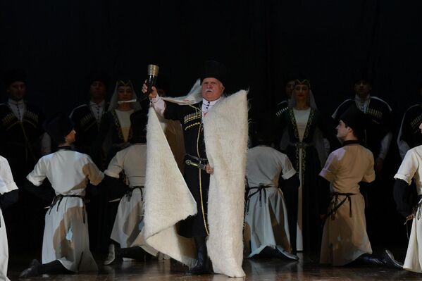 Этнографический хор был основой нынешнего ансамбля песни и танца.  - Sputnik Абхазия