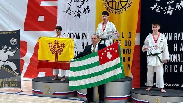 Абхазские спортсмены завоевали призовые места на Кубке России по каратэ-до шотокан Казэ Ха - Sputnik Абхазия