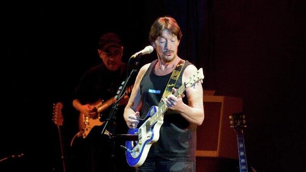 Скончался британский певец Крис Ри - Sputnik Абхазия