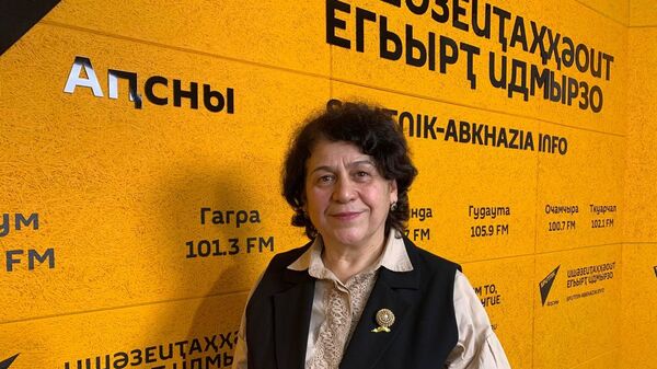 Отношение к труду в Абхазии: итоги опроса прокомментировал эксперт - Sputnik Абхазия