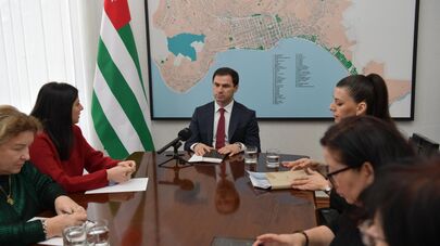 Глава администрации г.Сухум тимур Агрба  на итоговой пресс-конференции