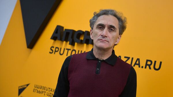 Аусура иазкны асоциалогиатә ҭҵаарақәа рлҵшәақәа: аҵарауаҩ ихҳәаа - Sputnik Аҧсны