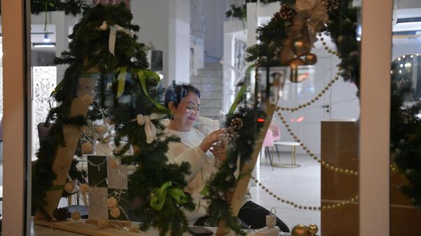 Праздничная новогодняя атмосфера в г.Сухум - Sputnik Абхазия