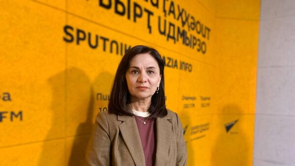 Портрет уважаемого человека в Абхазии: взгляд социолога на ценностную иерархию - Sputnik Абхазия