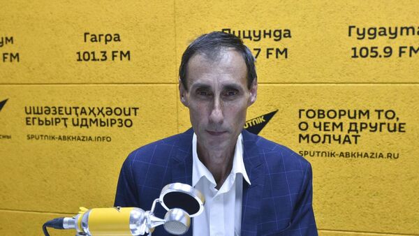 Аҩӡба Арӡынба Аԥсны Иреиҳаӡоу Асовет ахантәаҩыс иалхра аҭоурыхаҿ ҭыԥс ианнакылаз иазкны - Sputnik Аҧсны