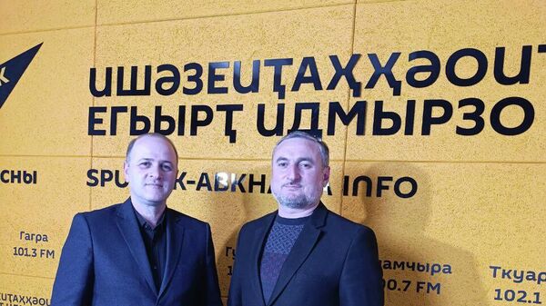 Аԥсуа ҳәынҭқарратә аҿар ртеатр азы ҳазҭысыз ашықәс зеиԥшраз: аиҳаби актиори рыблала - Sputnik Аҧсны