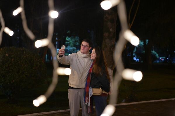 Ауаа Ахақәиҭра ашҭахь иааиуеит аамҭа ԥсыршьаган ирхыргарц, рфотосахьақәа ҭырхырц. - Sputnik Аҧсны