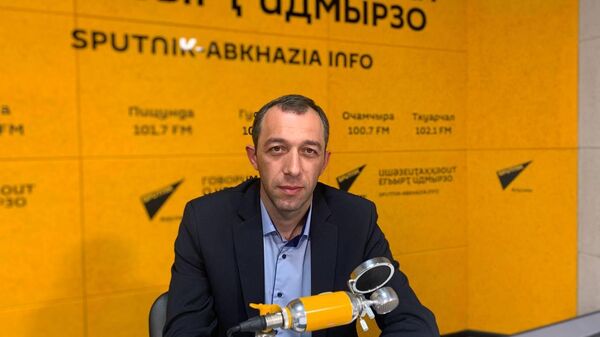 Послание Президента Парламенту: жилье нуждающимся - объединение программ - Sputnik Абхазия