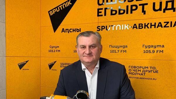 Лечение и модернизация: глава Минздрава Абхазии о достижениях ведомства в 2025 году - Sputnik Абхазия