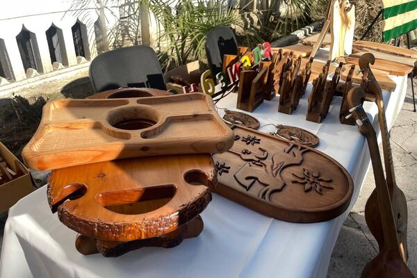 Ярмарка на фестивале &quot;Мандарин&quot; - Sputnik Абхазия