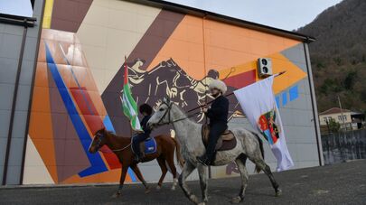 Этно-мурал "Возрождение" открыли в Ткуарчале