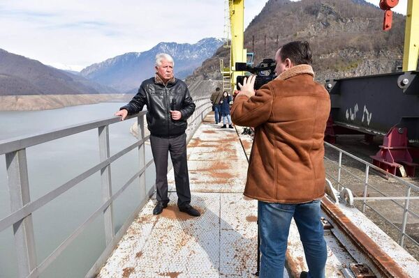 Даур Инаԥшьба аоператор Алик Агәхааи иареи - Sputnik Аҧсны