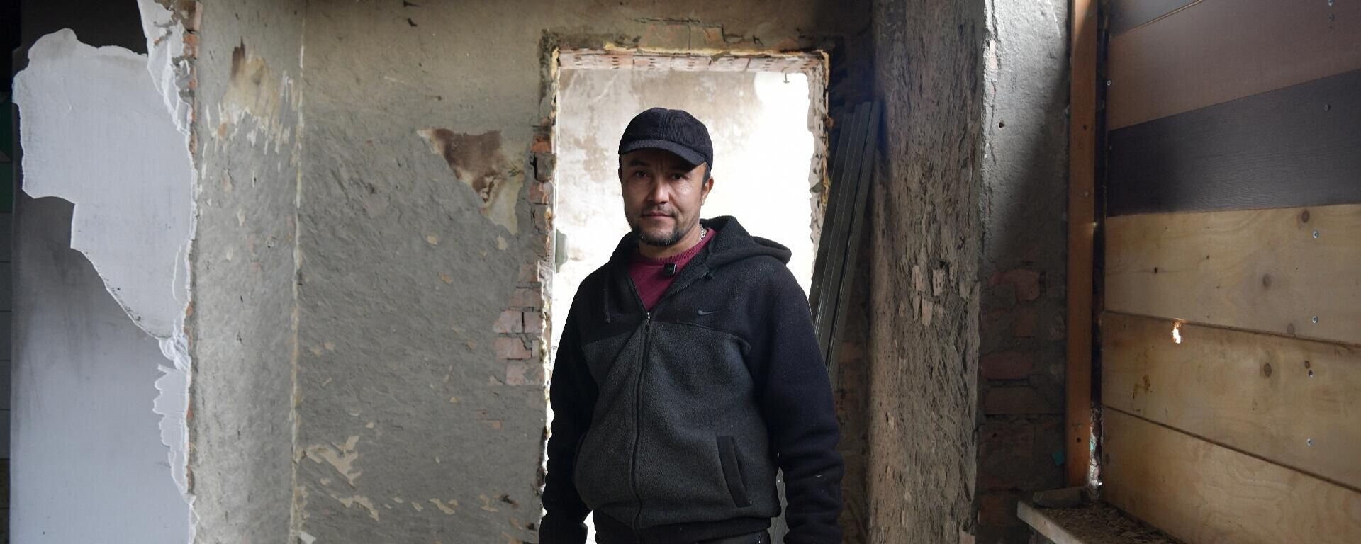 Житель г.Гагра Фахриддин Суяров Житель г.Гагра Фахриддин Суяров - Sputnik Абхазия, 1920, 20.01.2026