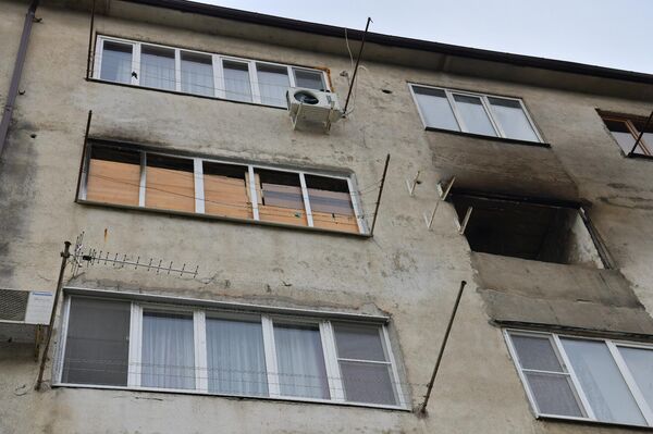 Сгоревшая квартира ветерана ВОВ Котляровой Евдокии в г.Гагра Сгоревшая квартира ветерана ВОВ Котляровой Евдокии в г.Гагра - Sputnik Абхазия