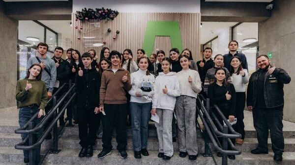 Школьники из Абхазии посетили молодежные площадки в Пскове - Sputnik Абхазия