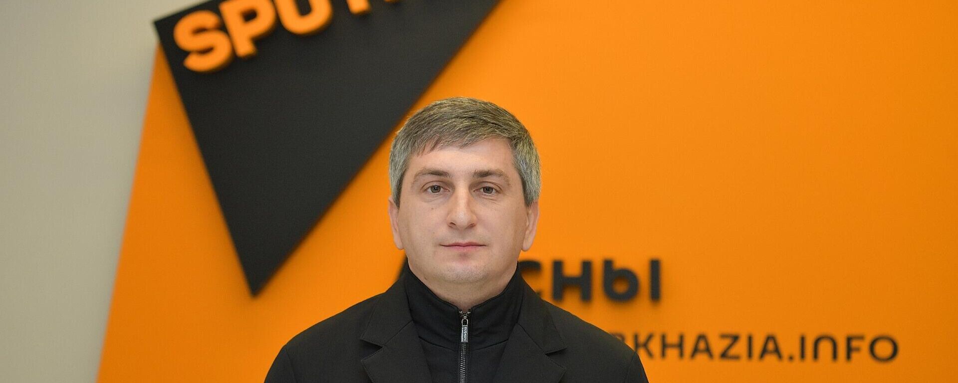 Работы по благоустройству Очамчырского района. Разговор с главой - Sputnik Абхазия, 1920, 22.01.2026