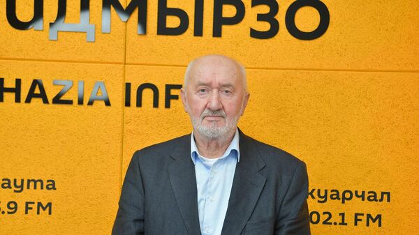 Свидетель эпох: интервью с юбиляром Валерием Кове - Sputnik Абхазия