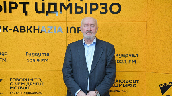 Валерий Кове об актерстве и режиссерстве - Sputnik Абхазия