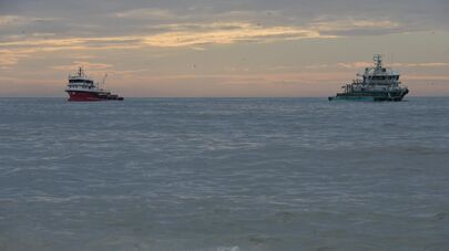 Рыболовецкие суда в сезон путины хамсы